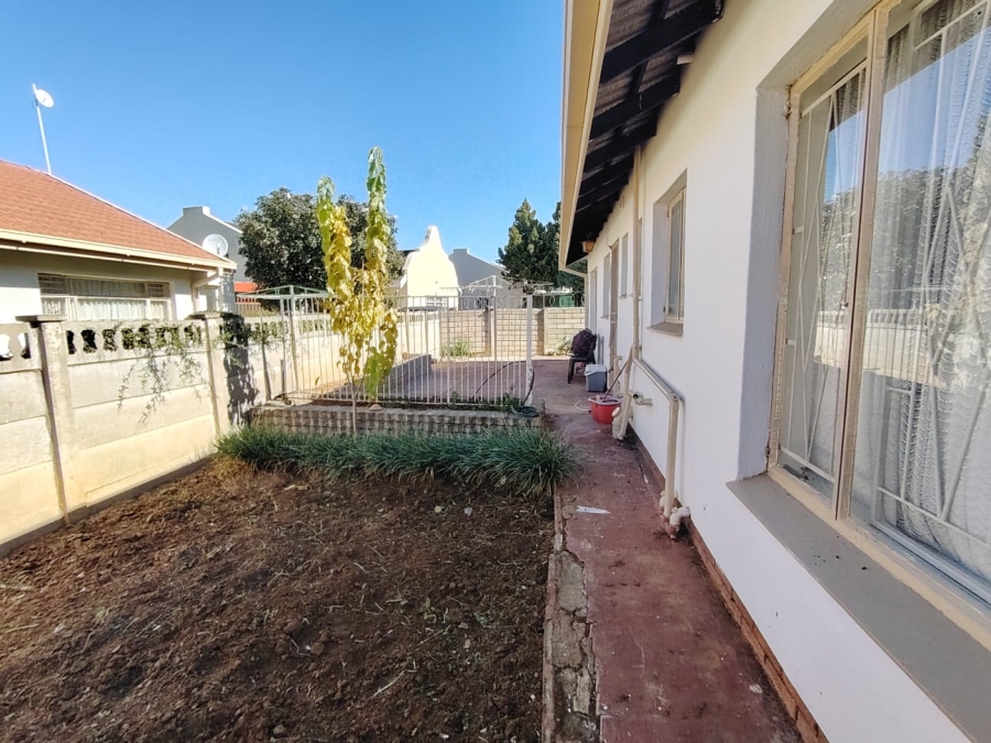 3 Bedroom Property for Sale in Uitsig Free State